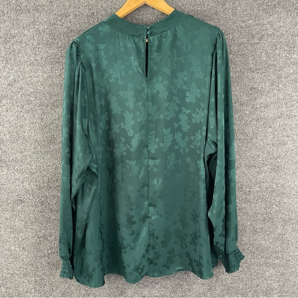 TORRID DISNEY Womens Mickey Minnie Blouse Size 4X Green Long Sleeve Office - Picture 2 of 9